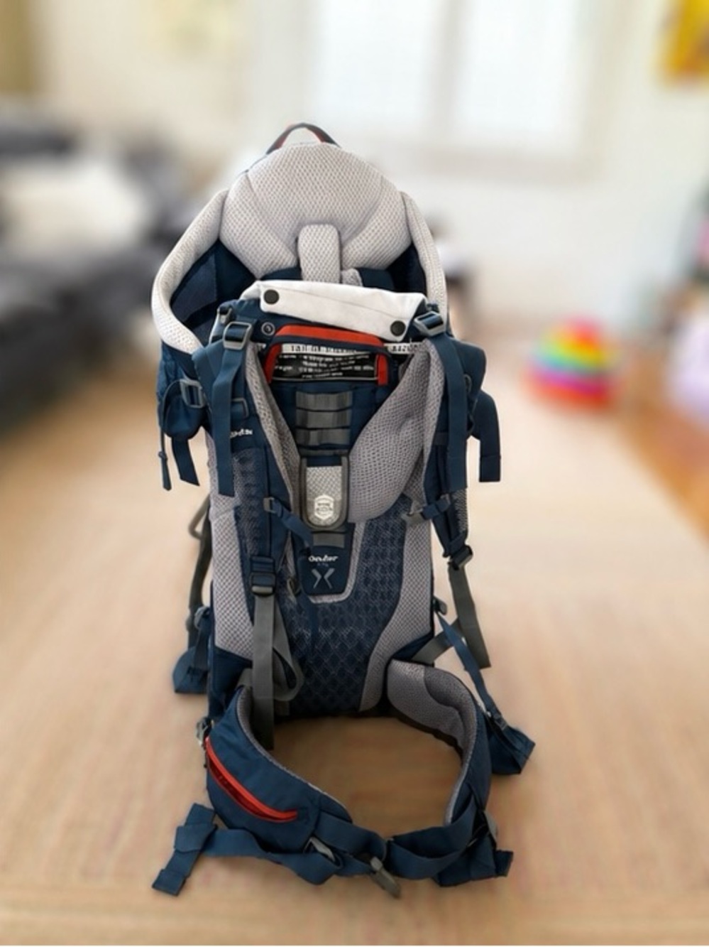 Deuter Kidcomfort Active Hiking Carrier / Backpack - Picture 2 of 5